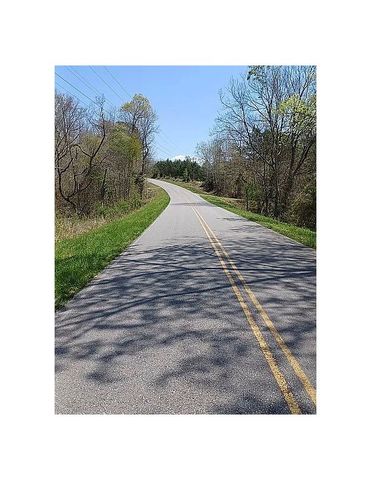 959 Herman Adams Rd, Cumberland City, TN 37050