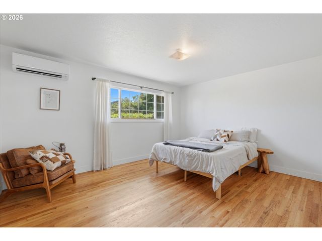 5636 Se 83RD Ave, Portland, OR 97266