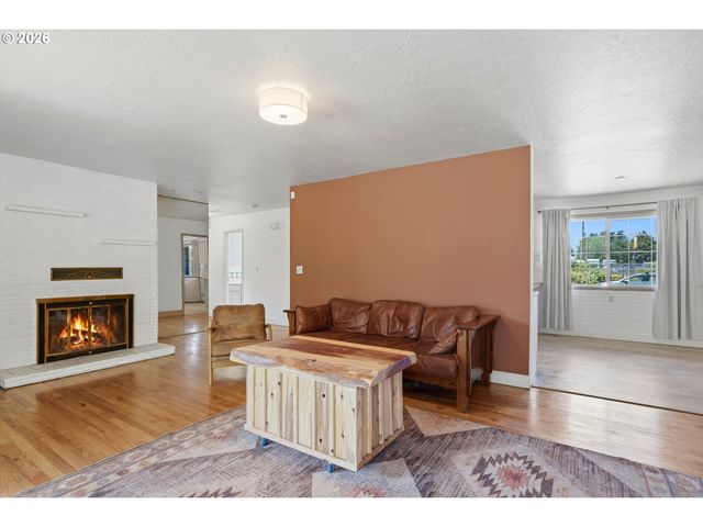 5636 Se 83RD Ave, Portland, OR 97266