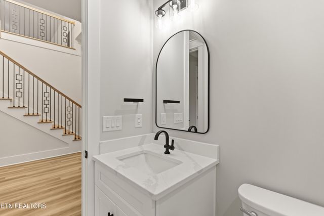 171 Tsuhdatsi Way, Loudon, TN 37774