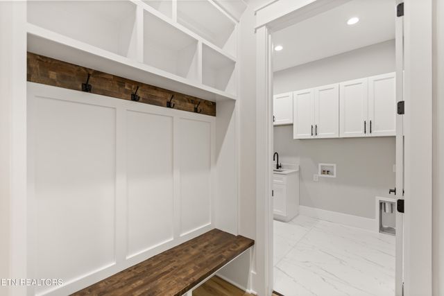 171 Tsuhdatsi Way, Loudon, TN 37774