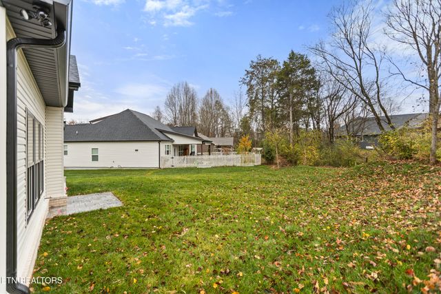 171 Tsuhdatsi Way, Loudon, TN 37774