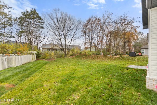 171 Tsuhdatsi Way, Loudon, TN 37774