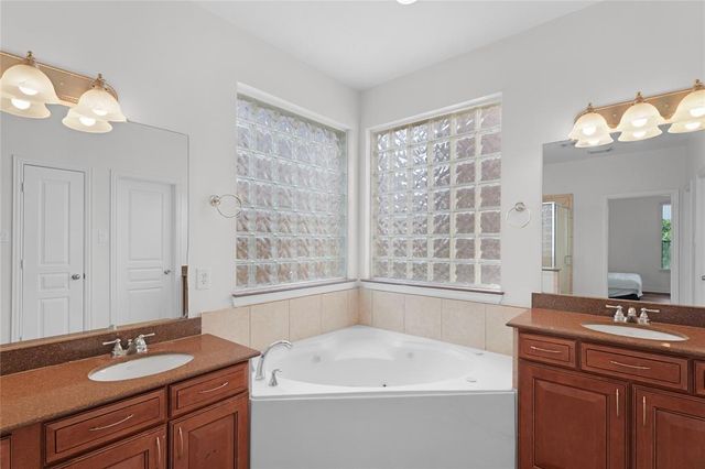 17922 Harbour Bridge Point Drive, Cypress, TX 77429