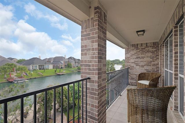 17922 Harbour Bridge Point Drive, Cypress, TX 77429