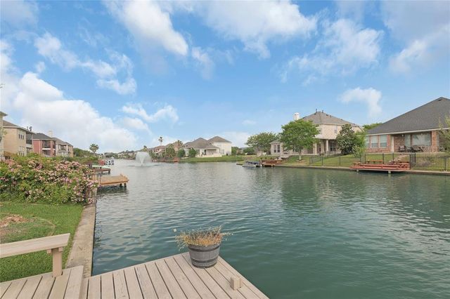 17922 Harbour Bridge Point Drive, Cypress, TX 77429