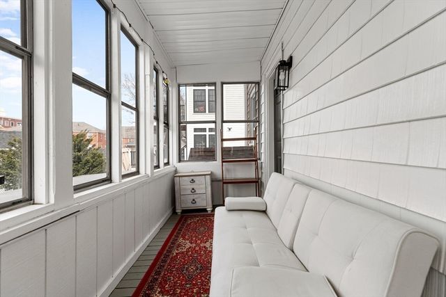 68 Cleveland St 1, Arlington, MA 02474