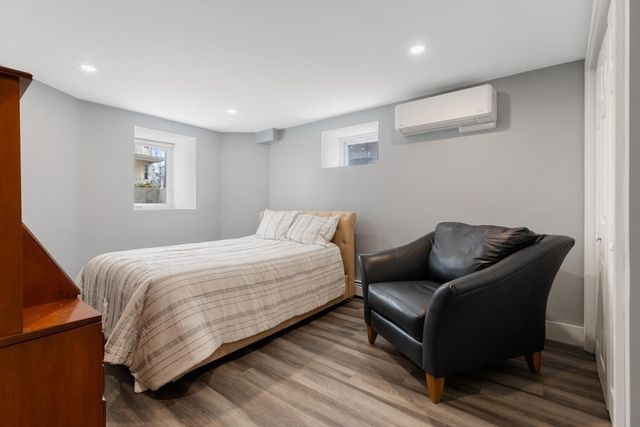 68 Cleveland St 1, Arlington, MA 02474