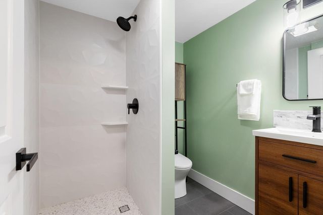 68 Cleveland St 1, Arlington, MA 02474