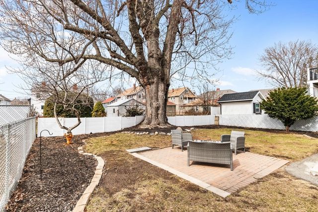 68 Cleveland St 1, Arlington, MA 02474