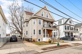 68 Cleveland St 1, Arlington, MA 02474
