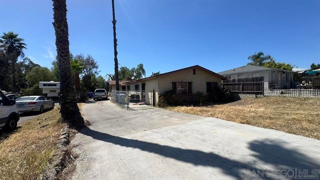 3006 Chamoune, San Diego, CA 92105