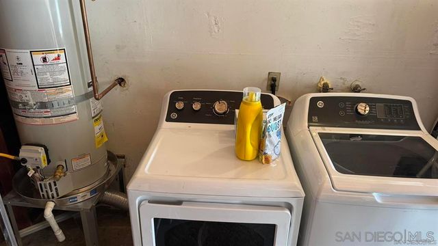 3006 Chamoune, San Diego, CA 92105