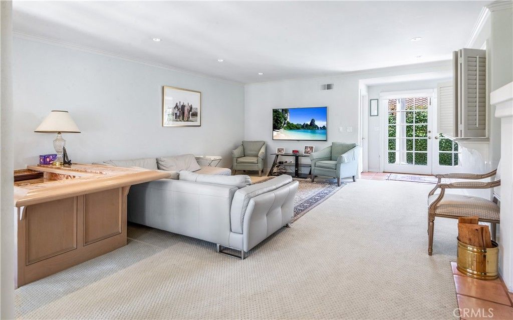 Image 9 of property listing at 29 Santa Barbara Drive, Rancho Palos Verdes, CA 90275