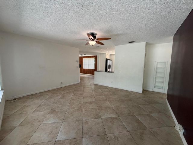 4250 NE 12th Avenue, Pompano Beach, FL 33064