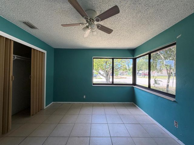 4250 NE 12th Avenue, Pompano Beach, FL 33064