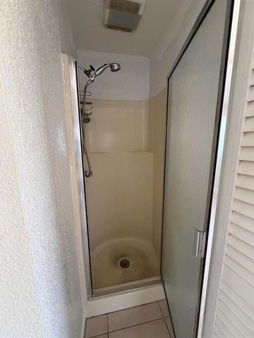 4250 NE 12th Avenue, Pompano Beach, FL 33064
