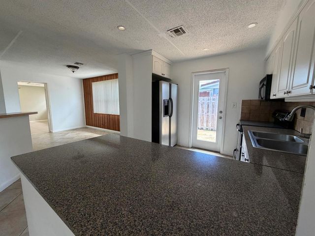 4250 NE 12th Avenue, Pompano Beach, FL 33064