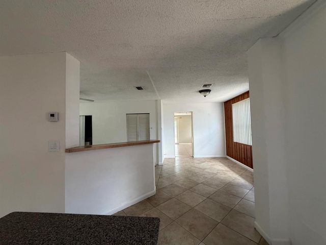 4250 NE 12th Avenue, Pompano Beach, FL 33064