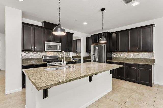 1552 Flora Way, Lincoln, CA 95648
