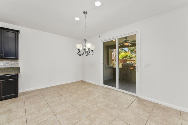 1552 Flora Way, Lincoln, CA 95648