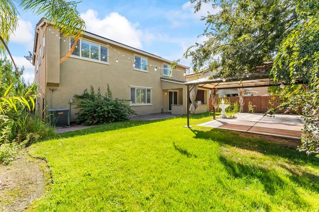 1552 Flora Way, Lincoln, CA 95648