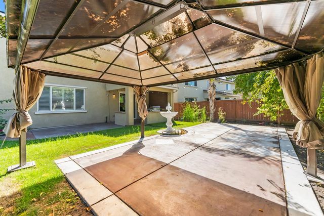 1552 Flora Way, Lincoln, CA 95648