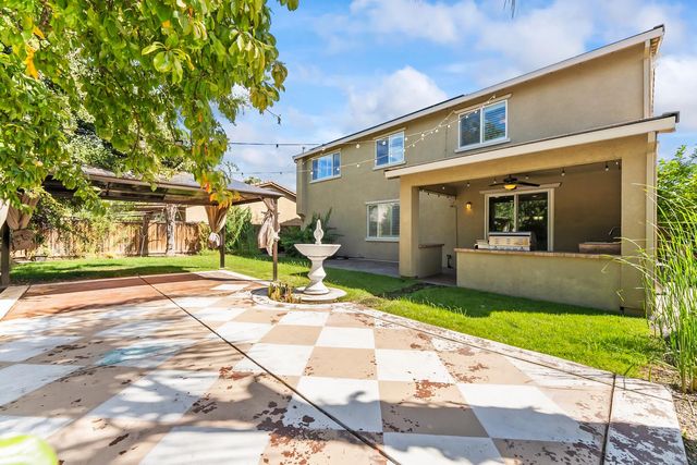 1552 Flora Way, Lincoln, CA 95648