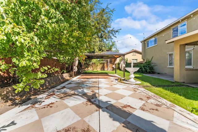 1552 Flora Way, Lincoln, CA 95648