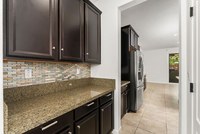 1552 Flora Way, Lincoln, CA 95648