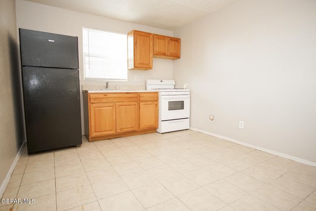 411 Dodge Road 3, El Paso, TX 79915