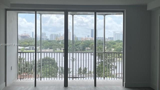 1780 NE 191st St 811-2, Miami, FL 33179