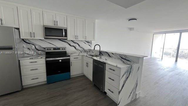 1780 NE 191st St 811-2, Miami, FL 33179
