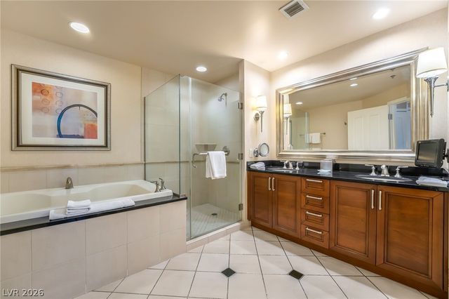 125 East Harmon Avenue 205, Las Vegas, NV 89109