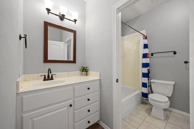 11956 White Oak Crossing, Conroe, TX 77385