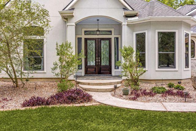 11956 White Oak Crossing, Conroe, TX 77385