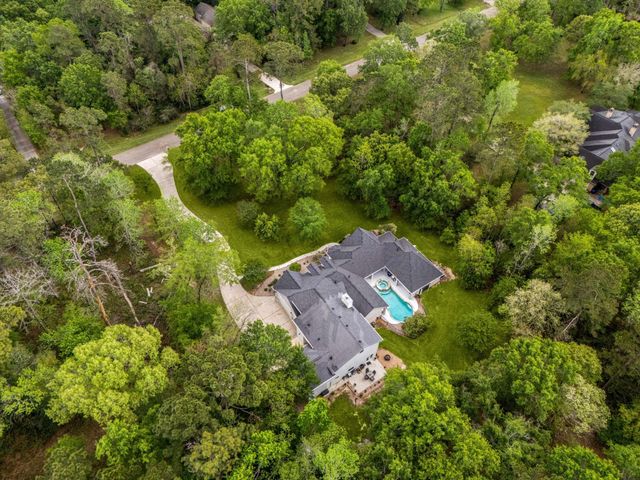 11956 White Oak Crossing, Conroe, TX 77385