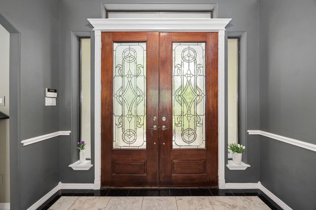 11956 White Oak Crossing, Conroe, TX 77385