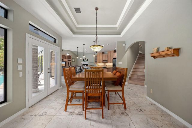 11956 White Oak Crossing, Conroe, TX 77385