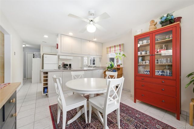 1217 Ellis Street, Holbrook, NY 11741