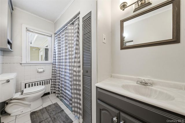 1217 Ellis Street, Holbrook, NY 11741