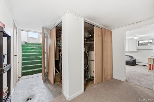 1217 Ellis Street, Holbrook, NY 11741