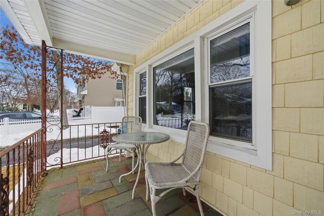 1217 Ellis Street, Holbrook, NY 11741