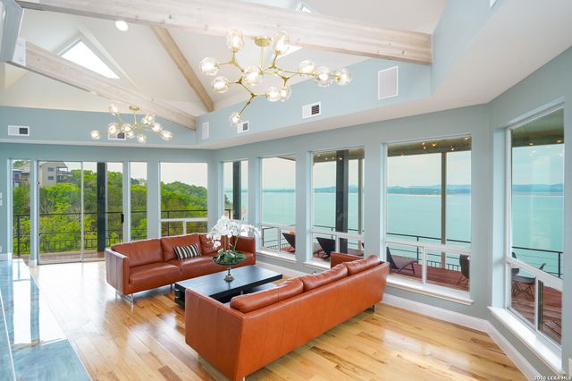 1460 Oc Trout Dr, Canyon Lake, TX 78133