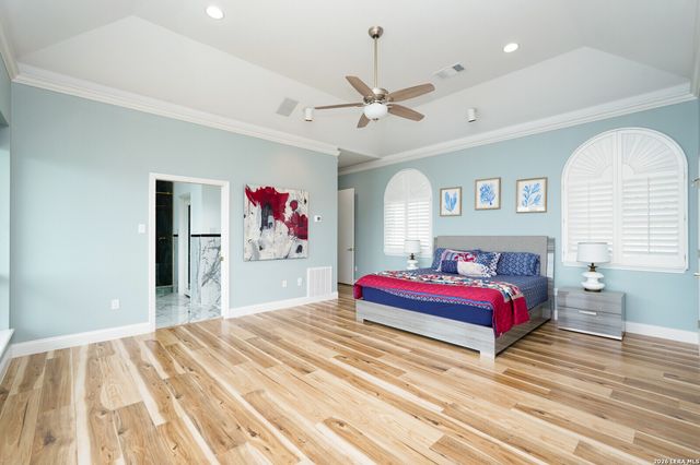1460 Oc Trout Dr, Canyon Lake, TX 78133
