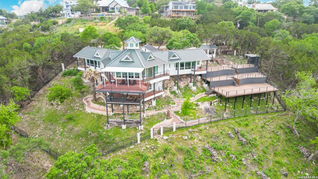 1460 Oc Trout Dr, Canyon Lake, TX 78133