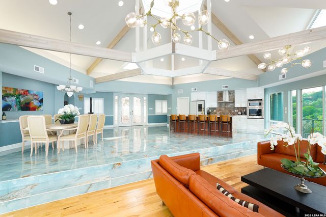 1460 Oc Trout Dr, Canyon Lake, TX 78133