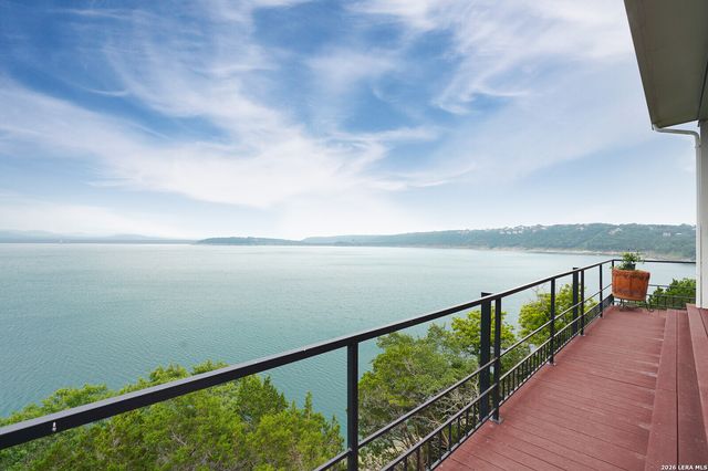 1460 Oc Trout Dr, Canyon Lake, TX 78133