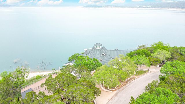 1460 Oc Trout Dr, Canyon Lake, TX 78133