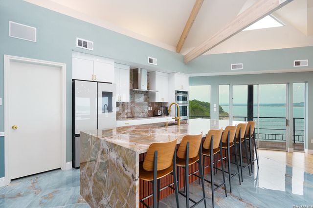 1460 Oc Trout Dr, Canyon Lake, TX 78133